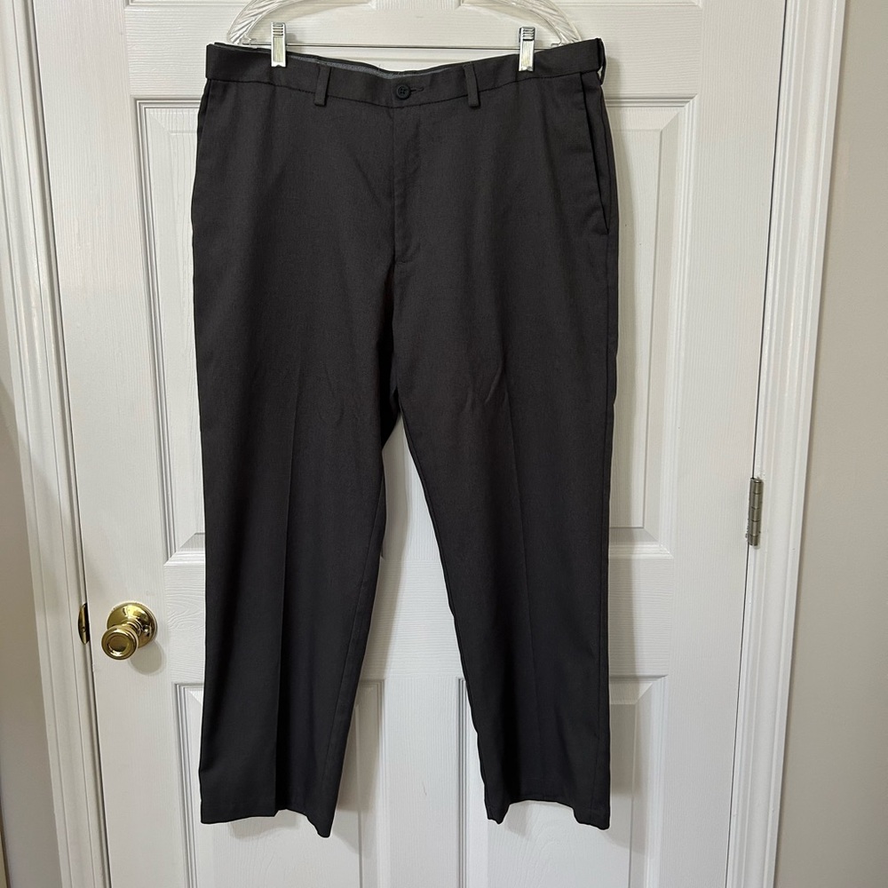 Haggar Cool Right Performance Flex Flat Front Pants